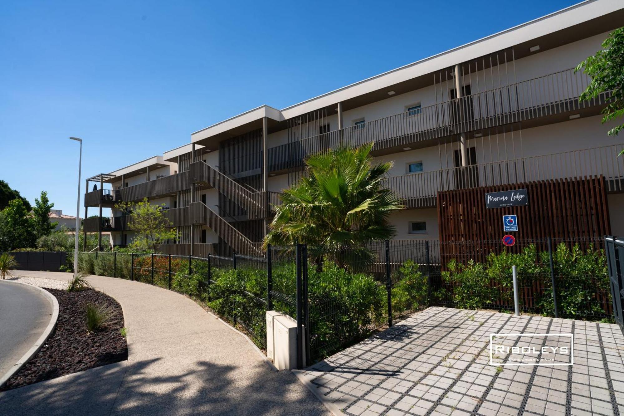 T4 Climatise Avec Piscine A 400M De La Mer Vias Exterior foto